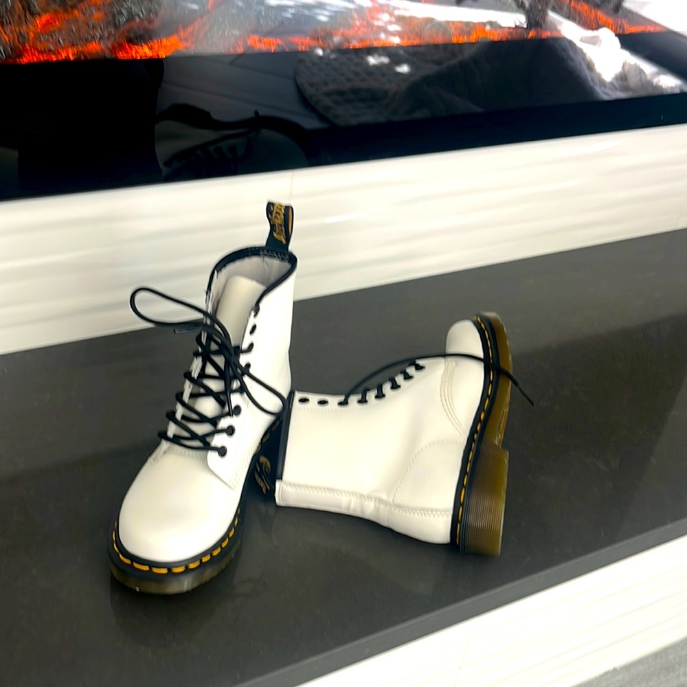 Doc martins size 5